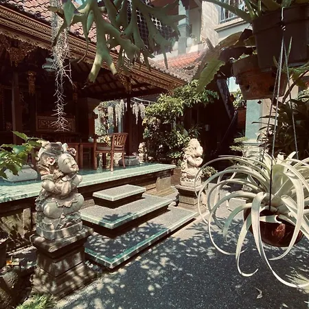 ウィナ ウブド B&B