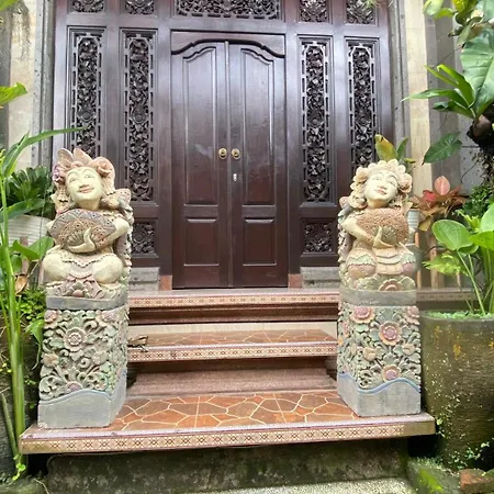 ウィナ ウブド B&B